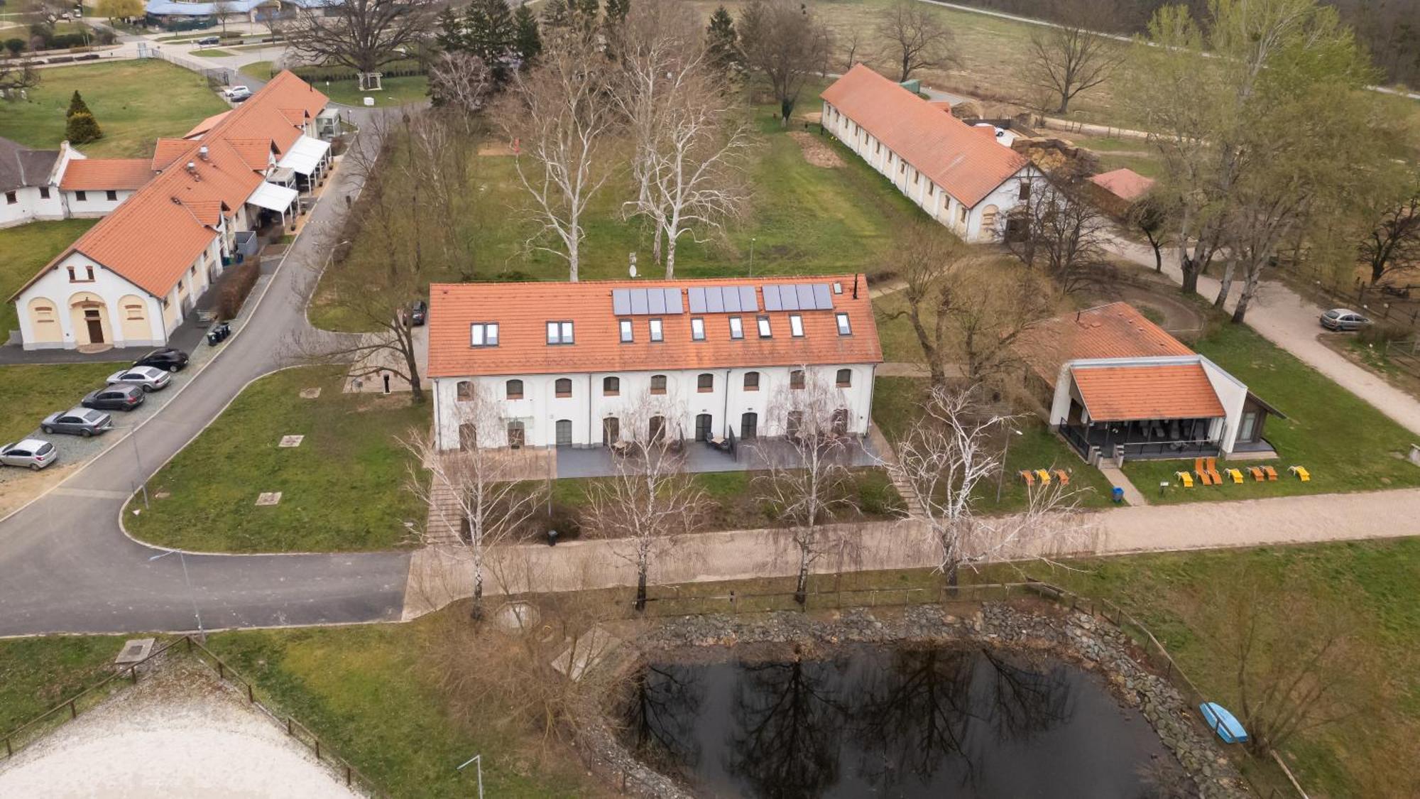 Vadkert Major Hotell Sárvár Eksteriør bilde